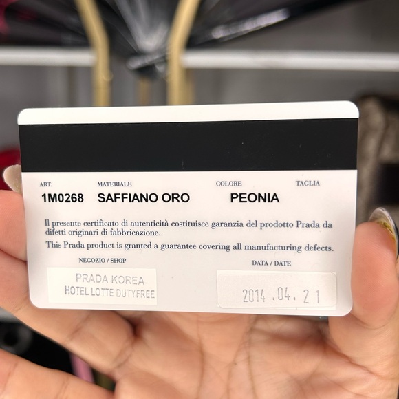 PRADA PINK Compact Wallet π₯ - Picture 12 of 12